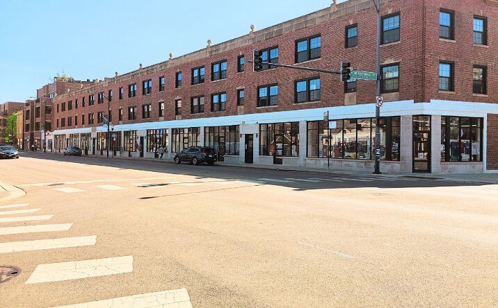 Pictures of Retail property located at 5036 N Lincoln Avenue, Chicago, IL 60625 for lease - image #1