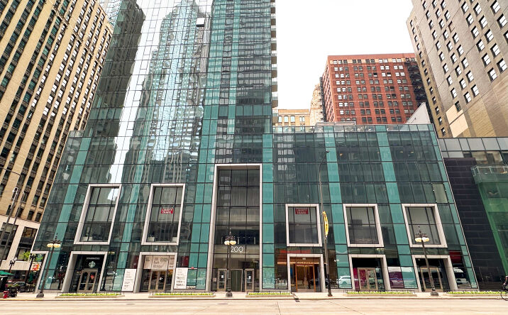 Pictures of Retail property located at 200 N Michigan Ave, Chicago, IL 60601 for lease - image #1