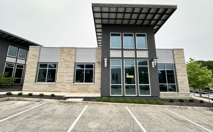 Pictures of Retail, Office property located at 23119 W Interstate 10 Frontage Rd, San Antonio, TX 78257 for lease - image #1