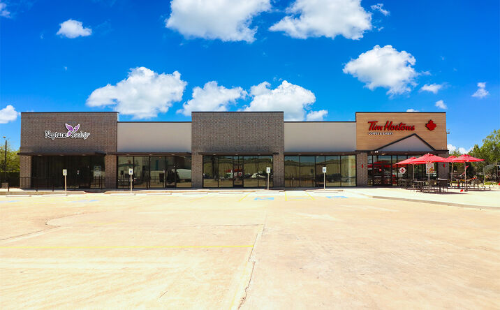 Pictures of Retail property located at 13451 Northwest Fwy, Houston, TX 77040 for lease - image #1