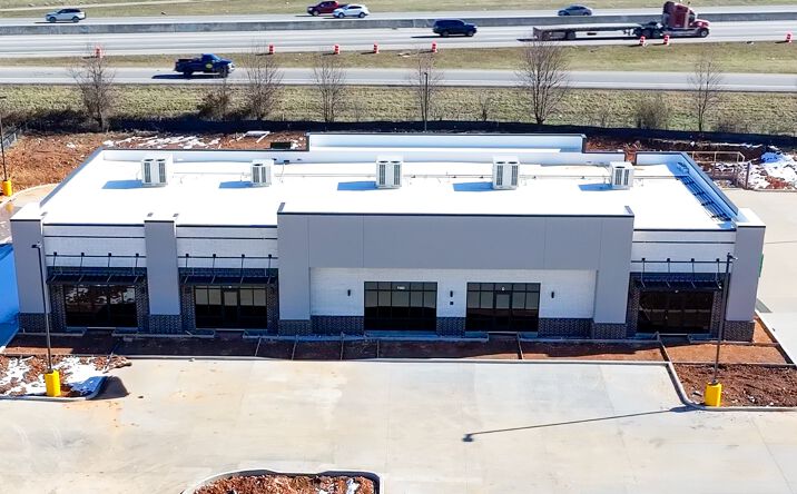Pictures of Retail property located at 1087 N 48th St, Springdale, AR 72762 for lease - image #1