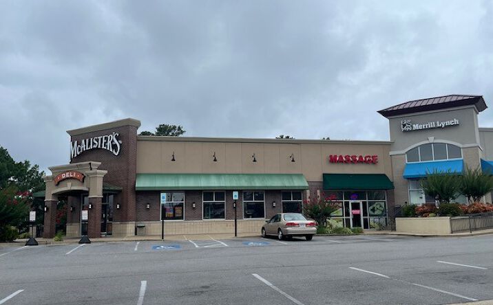 Pictures of Retail, Office property located at 3954 Central Ave, Hot Springs, AR 71913 for lease - image #1