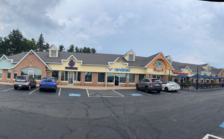Pictures of Retail property located at 4161 Steels Pointe, Stow, OH 44224 for lease - image #1