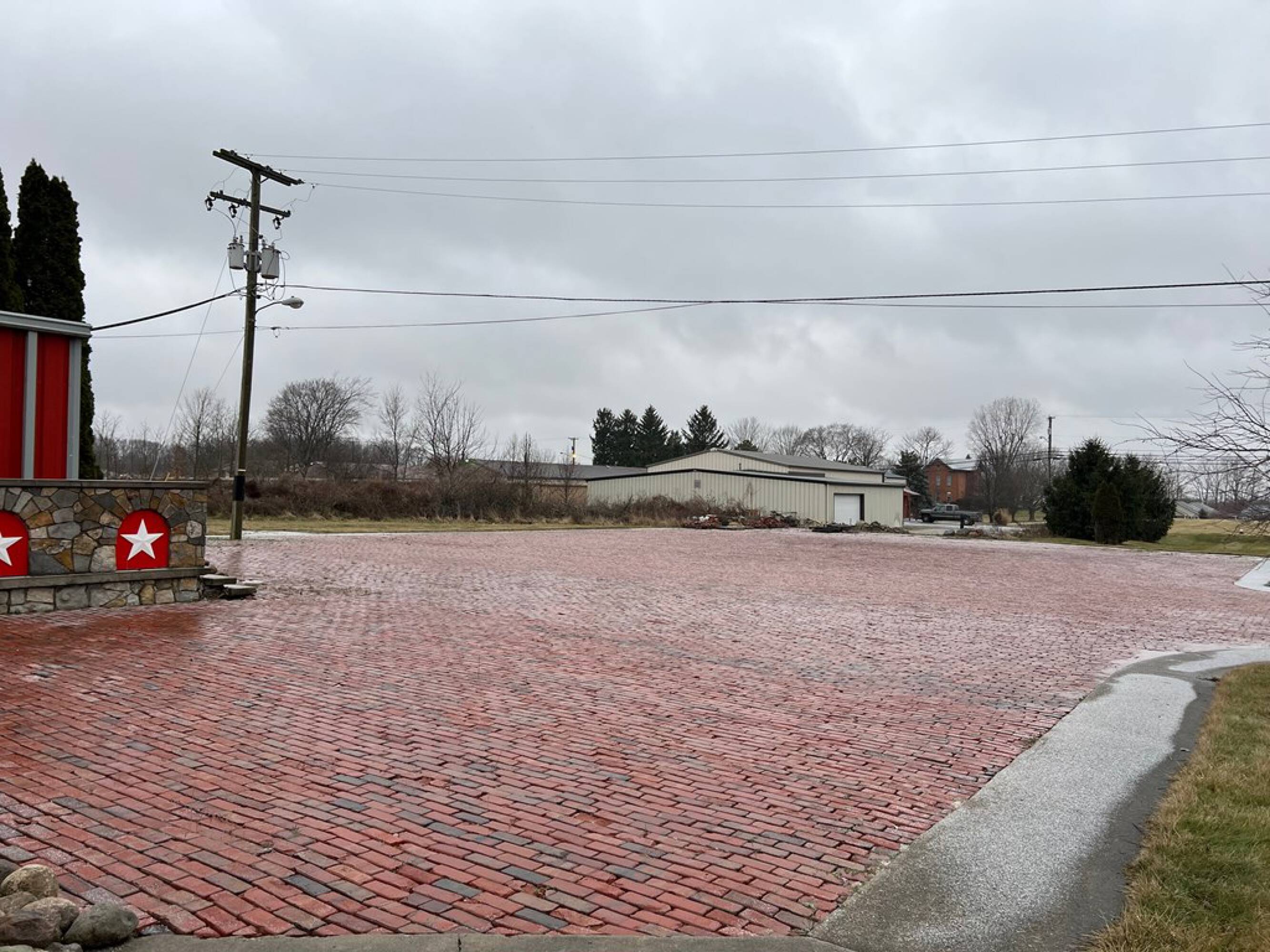 1620 Whetstone St, Bucyrus, OH 44820