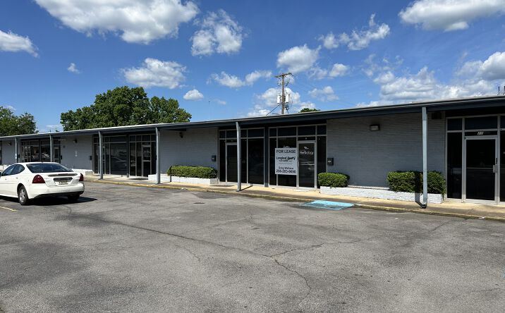 Pictures of Office property located at 2603 Artie St SW, Huntsville, AL 35805 for lease - image #1