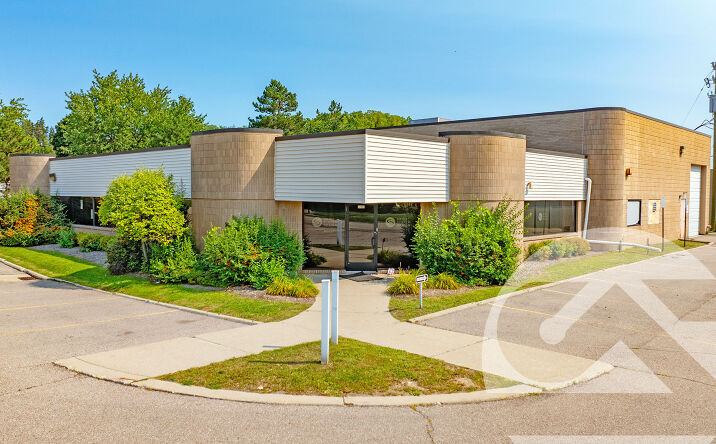 Pictures of Industrial property located at 37655 Interchange Dr, Farmington Hills, MI 48335 for lease - image #1