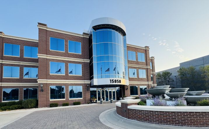 Pictures of Office property located at 15858 W Dodge Rd, Omaha, NE 68118 for lease - image #1