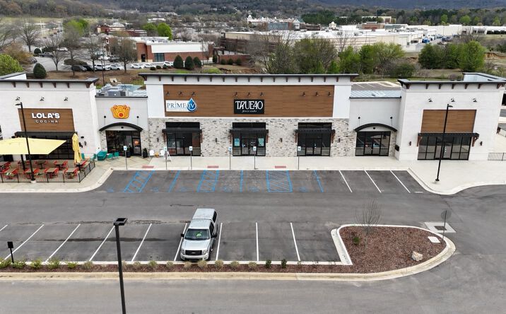 Pictures of Retail, Restaurant property located at 2626 Carl T Jones Dr SE, Huntsville, AL 35802 for lease - image #1