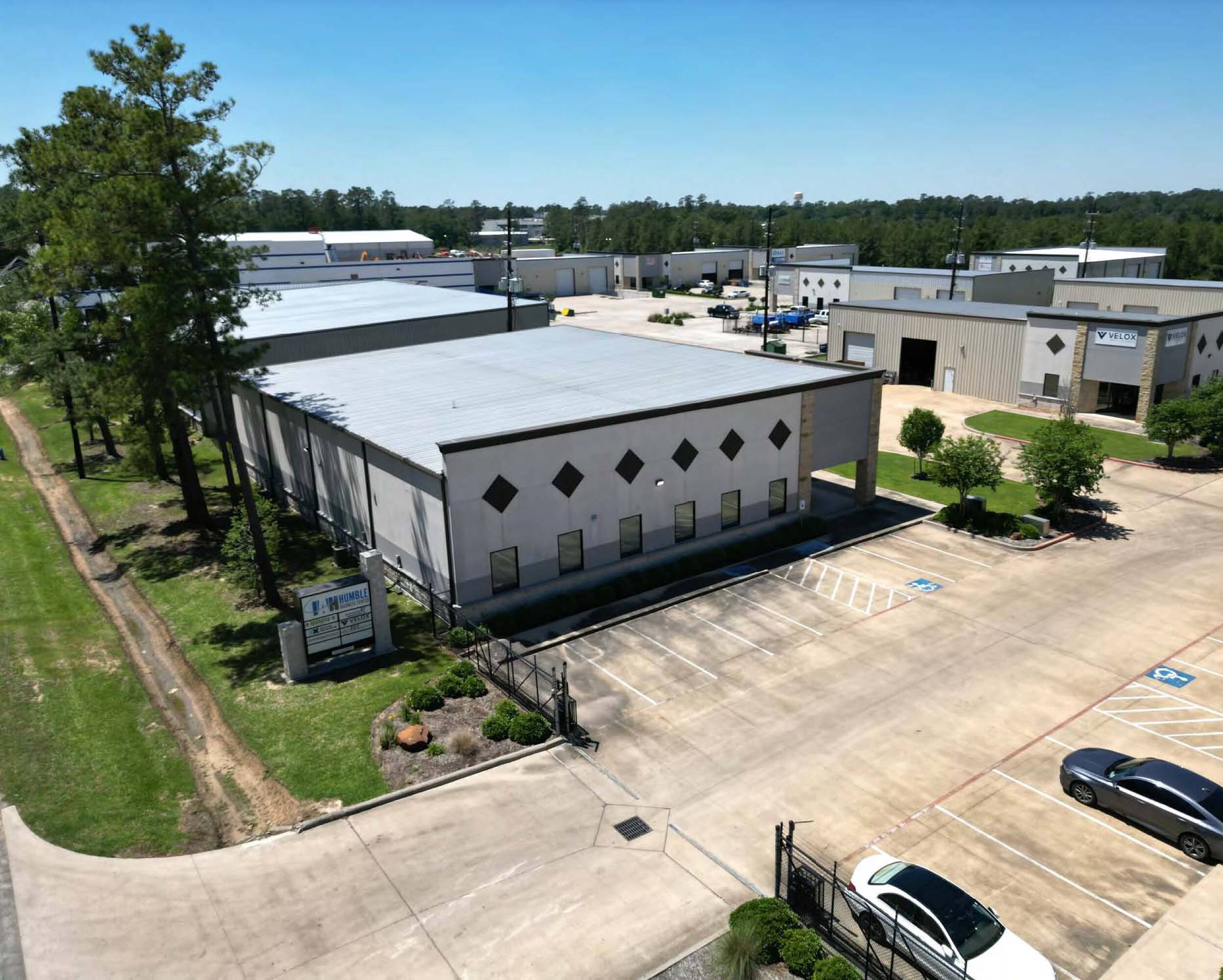 Iah Humble Business Center