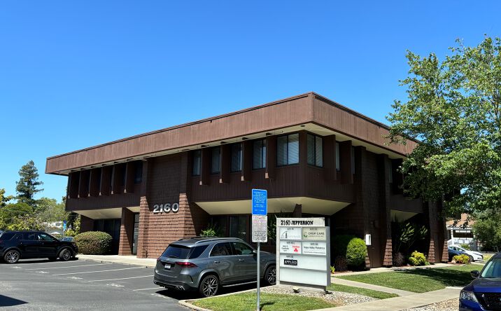 Pictures of Office property located at 2160 Jefferson St, Napa, CA 94559 for lease - image #1