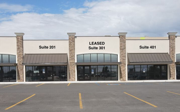 Pictures of Retail, Office, Restaurant property located at 3601 N Grimes St, Hobbs, NM 88240 for lease - image #1