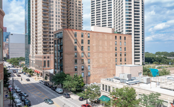 Pictures of Retail, Office property located at 1133 S Wabash Ave, Chicago, IL 60605 for sales - image #1