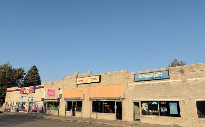 Pictures of Retail property located at 1256 Broadway Street, Toledo, OH 43609 for lease - image #1
