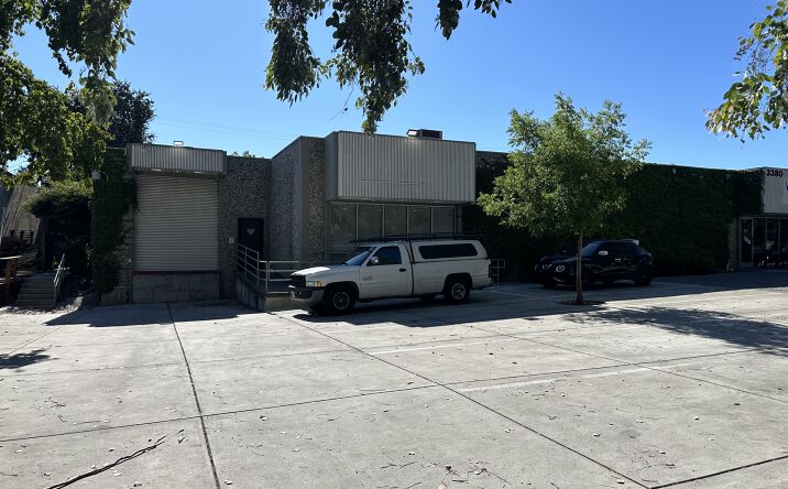 Pictures of Office, Industrial property located at 3380 Vincent Rd, Pleasant Hill, CA 94523 for lease - image #1