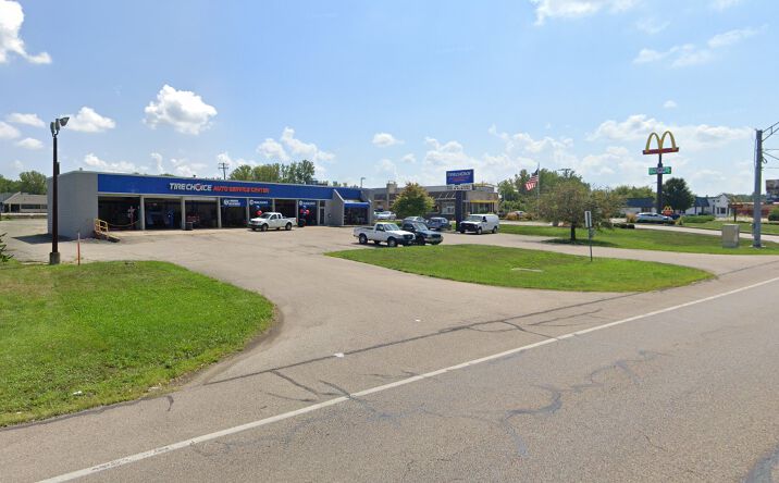 Pictures of Retail property located at 1180 Upper Valley Pike, Springfield, OH 45504 for lease - image #1
