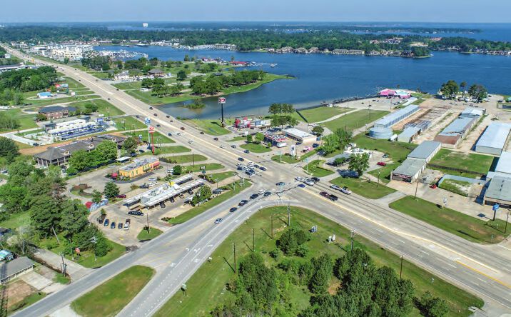 Pictures of Land property located at 14540 Hwy 105 W, Conroe, TX 77356 for lease - image #1