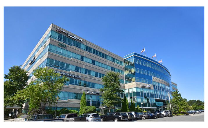 Pictures of Office property located at 500 Cummings Center, Beverly, MA 01915 for lease - image #1