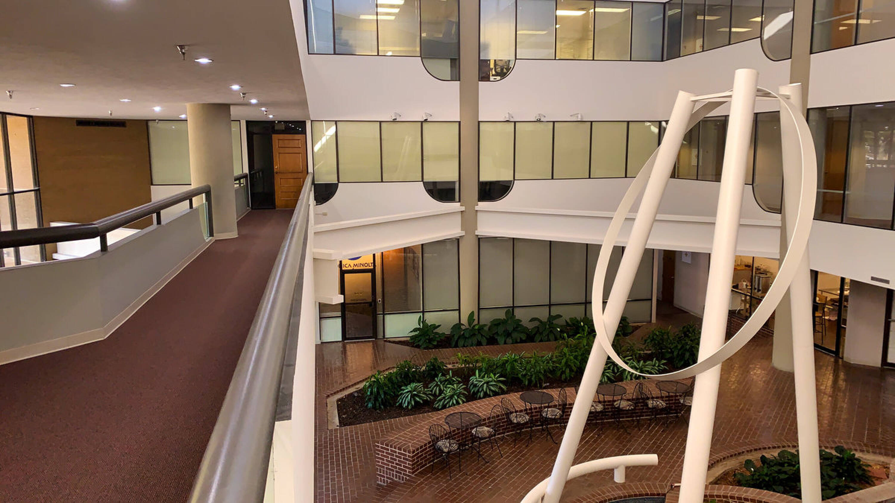 910 Pierremont Rd, Shreveport, LA 71106