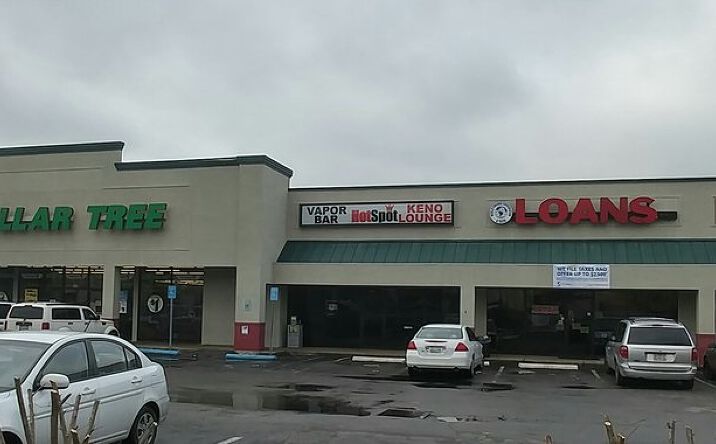 Pictures of Retail property located at 115 Chickamauga Ave, Rossville, GA 30741 for lease - image #1