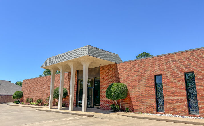 Pictures of Office property located at 2506 Shepherds Glen, Wichita Falls, TX 76308 for lease - image #1