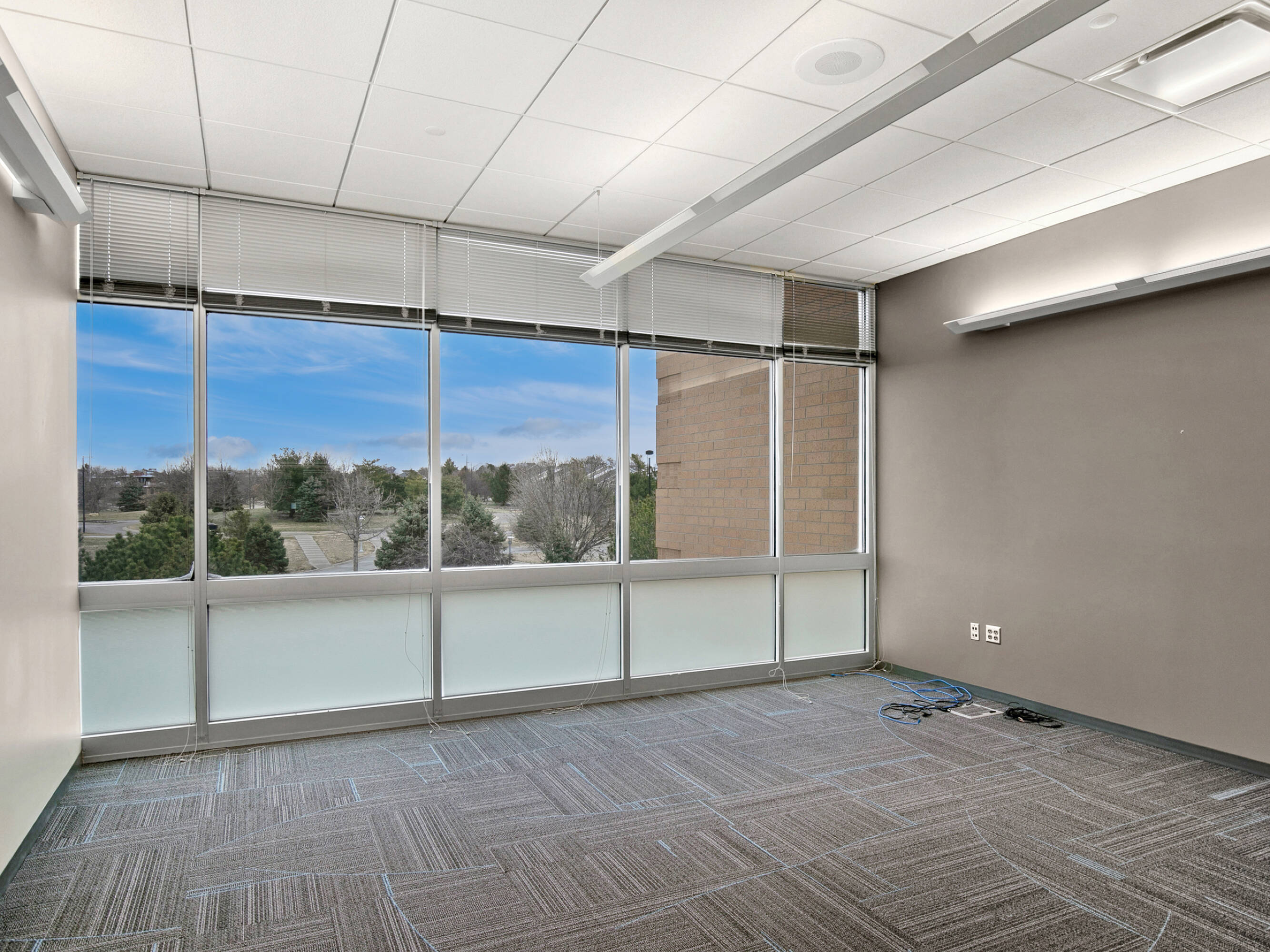 475 Fallbrook Blvd, Lincoln, NE 68521