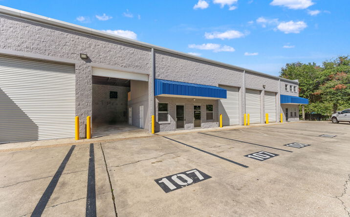 Pictures of Industrial property located at 7949 Atlantic Blvd, Jacksonville, FL 32211 for lease - image #1