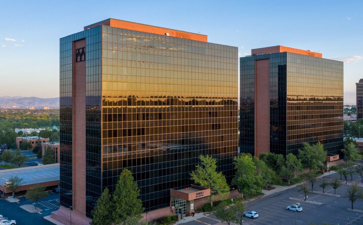 Pictures of Office property located at 3033 S Parker Rd, Aurora, CO 80014 for lease - image #1