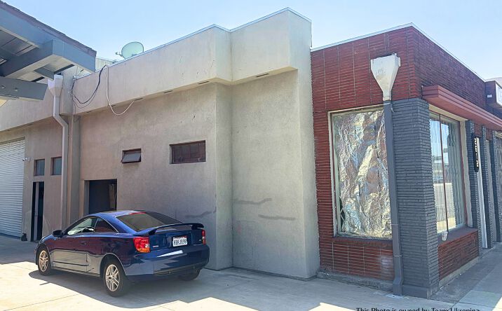 Pictures of Retail, Office, Industrial property located at 2610 East Foothill Boulevard, Pasadena, CA 91107 for lease - image #1