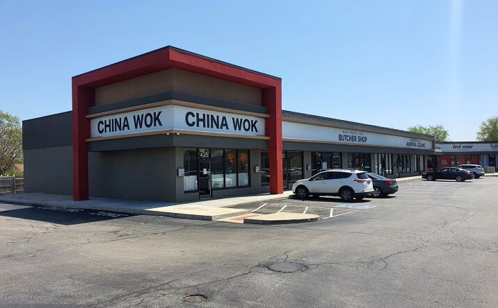 Pictures of Retail, Restaurant property located at 428 Howdershell Rd, Florissant, MO 63031 for lease - image #1