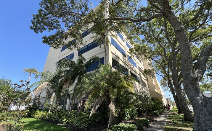 Pictures of Office property located at 1255 Cleveland St, Clearwater, FL 33755 for lease - image #1