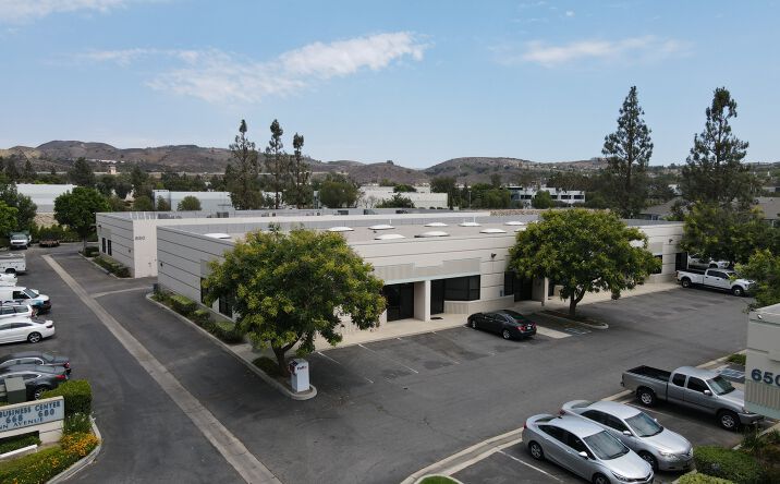 Pictures of Industrial property located at 668 Flinn Ave, Moorpark, CA 93021 for lease - image #1