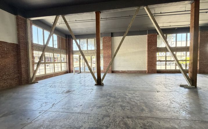 Pictures of Office, Industrial property located at 1801 S Hill St, Los Angeles, CA 90015 for lease - image #1