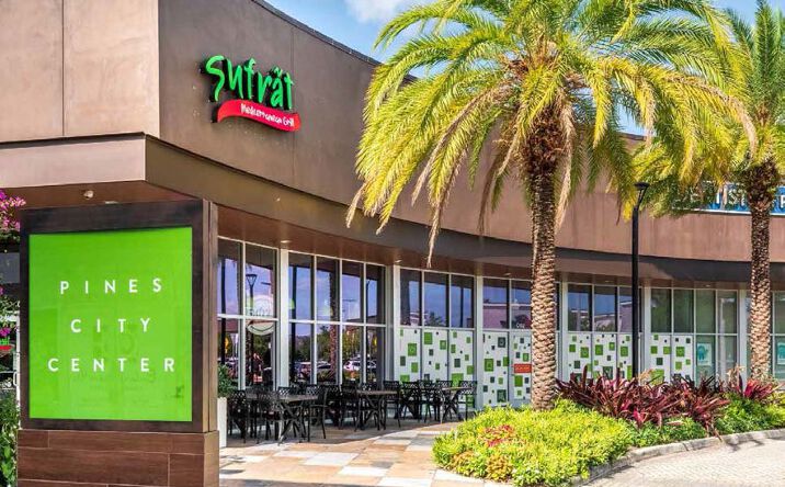 Pictures of Retail property located at 10200 Pines Blvd, Pembroke Pines, FL 33025 for lease - image #1