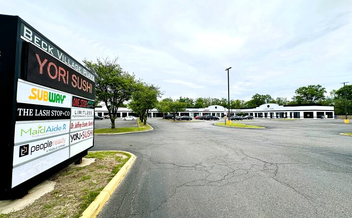Pictures of Retail property located at 30560 North Beck Road, Novi, MI 48377 for lease - image #1