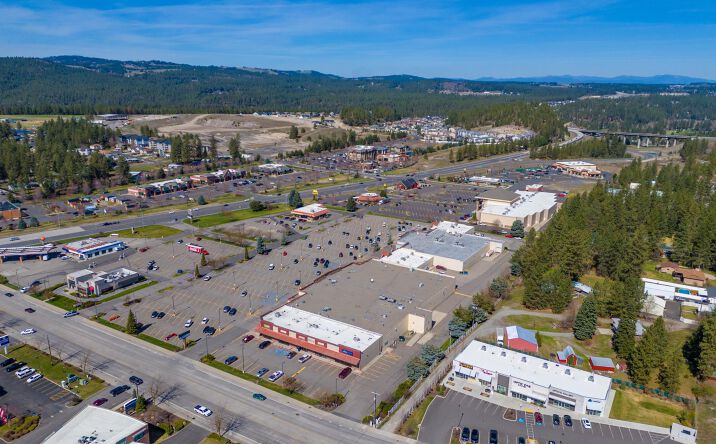 Pictures of Retail property located at 12408 N Division St, Spokane, WA 99218 for sales - image #1
