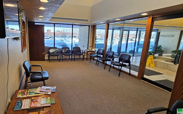 Pictures of Office property located at 4240 Hickory Ln, Sioux City, IA 51106 for lease - image #1
