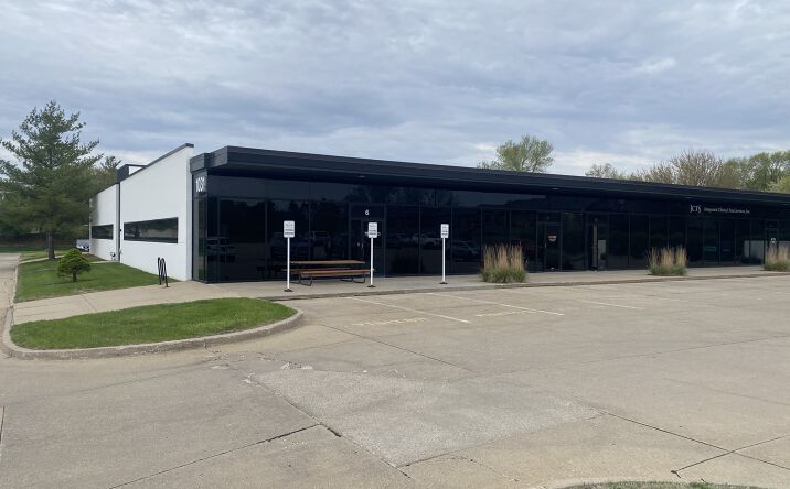Pictures of Office property located at 1031 Office Park Rd, West Des Moines, IA 50265 for lease - image #1