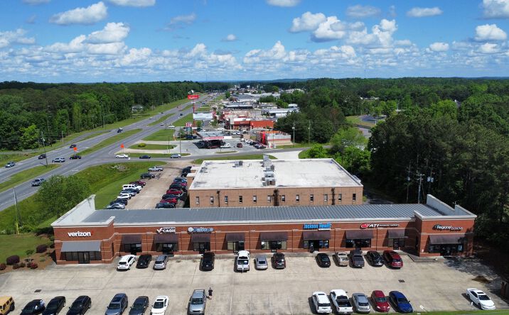 Pictures of Retail property located at 1811 Hwy 78 E, Jasper, AL 35501 for lease - image #1
