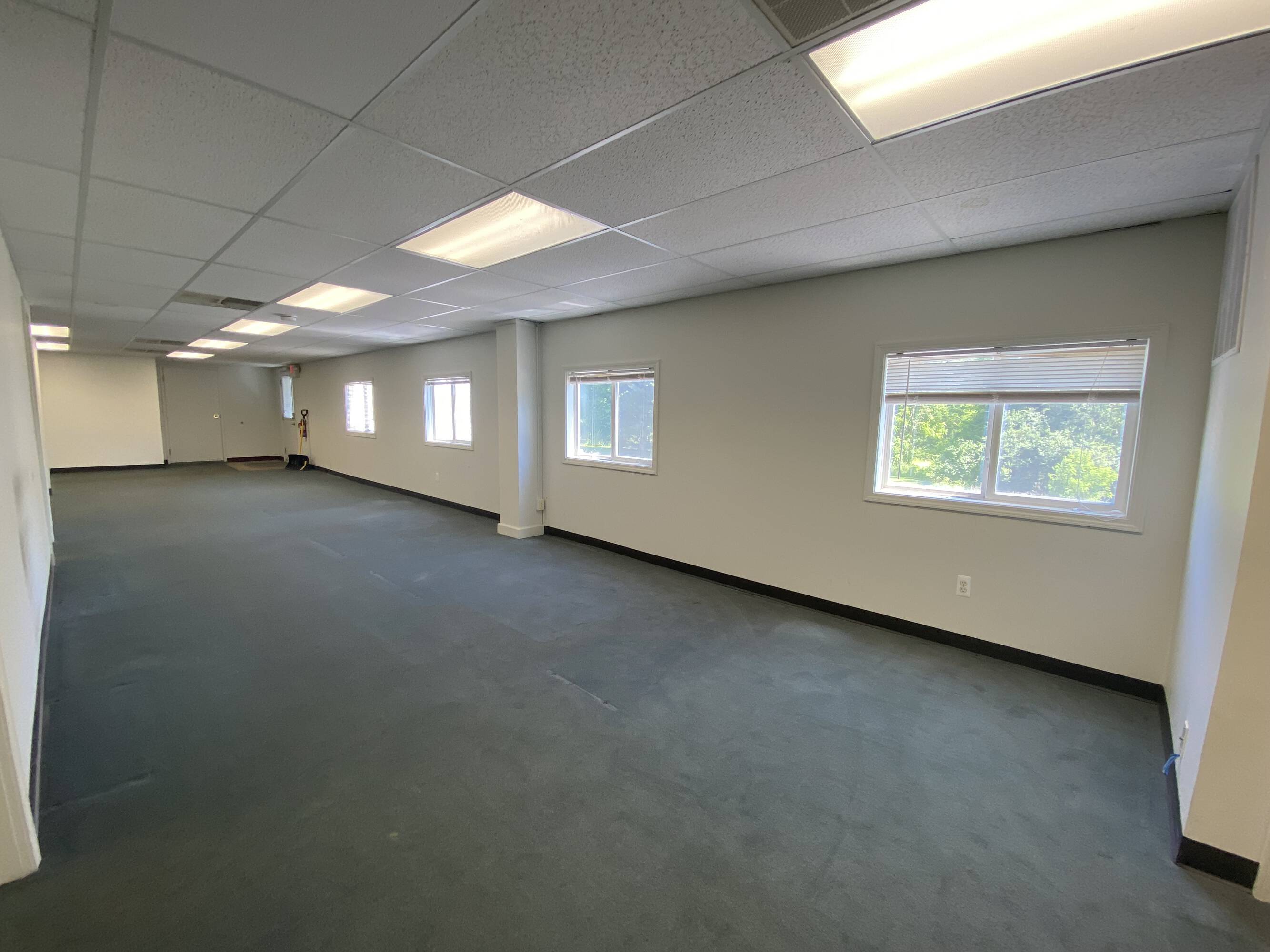 4119 Jackson Rd, Ann Arbor, MI 48103