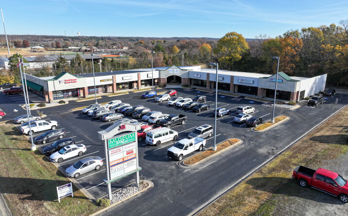 Pictures of Retail, Office, Industrial property located at 1150 Museum Rd, Conway, AR 72032 for lease - image #1