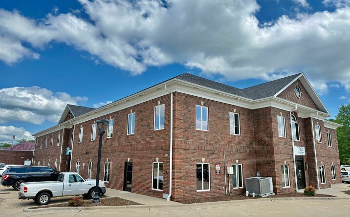 Pictures of Office property located at 1370 E Primrose St, Springfield, MO 65804 for lease - image #1