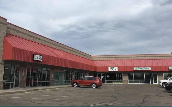 Pictures of Retail, Industrial property located at 275 Waneka Pkwy Suite 1 and 2 Lafayette, CO  80026, Lafayette, CO 80026 for lease - image #1