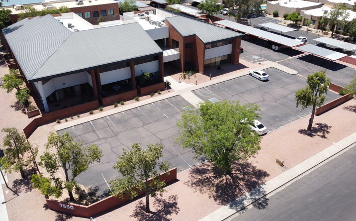 Pictures of Office, Special Purpose property located at 7550 N 19th Ave, Phoenix, AZ 85021 for lease - image #1