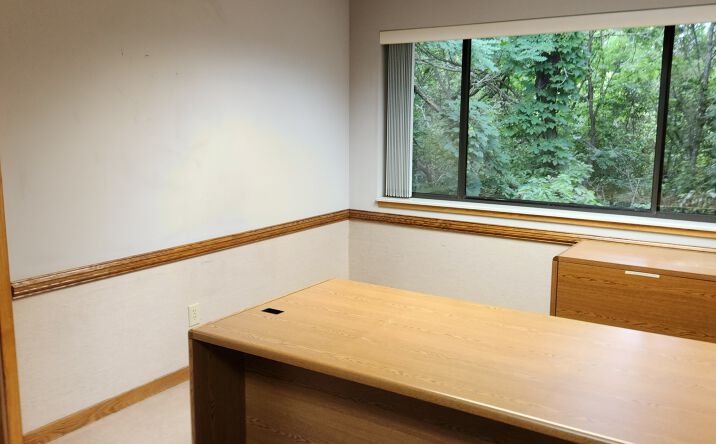 Pictures of Office property located at 1865 Executive Park Dr NW, Cleveland, TN 37312 for lease - image #1