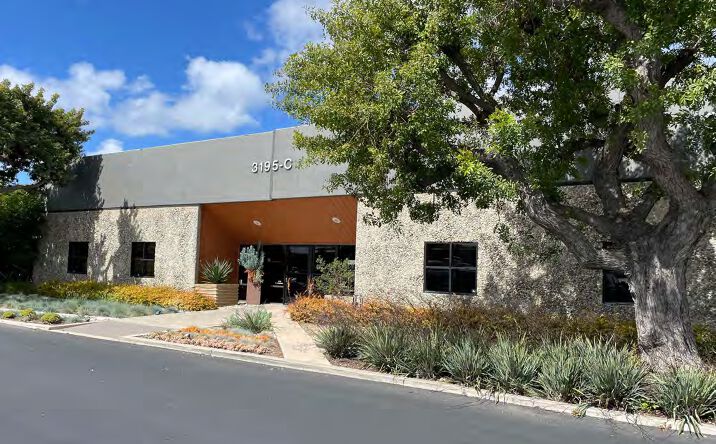 Pictures of Office, Industrial property located at 3195 Airport Loop Dr, Costa Mesa, CA 92626 for lease - image #1
