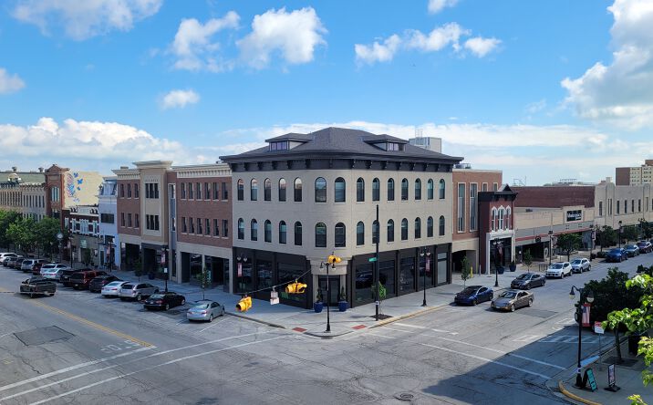 Pictures of Retail, Office, Special Purpose property located at 152 Columbus Ave, Sandusky, OH 44870 for lease - image #1