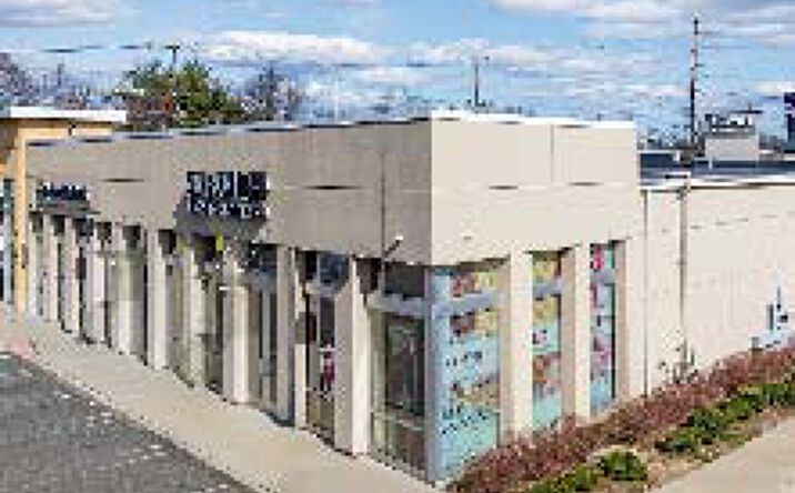 Pictures of Retail property located at 110 Rte 4, Paramus, NJ 07631 for lease - image #1