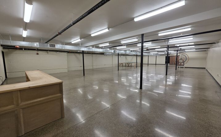 Pictures of Retail, Special Purpose property located at 133 E Market St, Sandusky, OH 44870 for lease - image #1