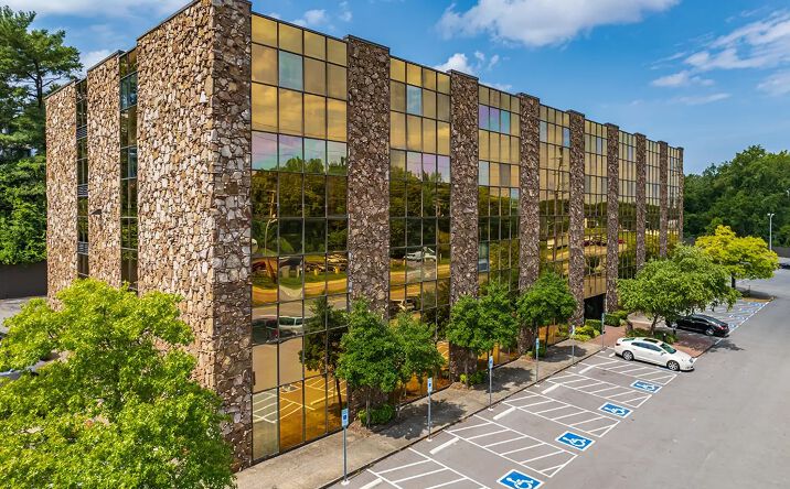 Pictures of Retail, Office, Land property located at 1161 Murfreesboro Pike, Nashville, TN 37217 for lease - image #1