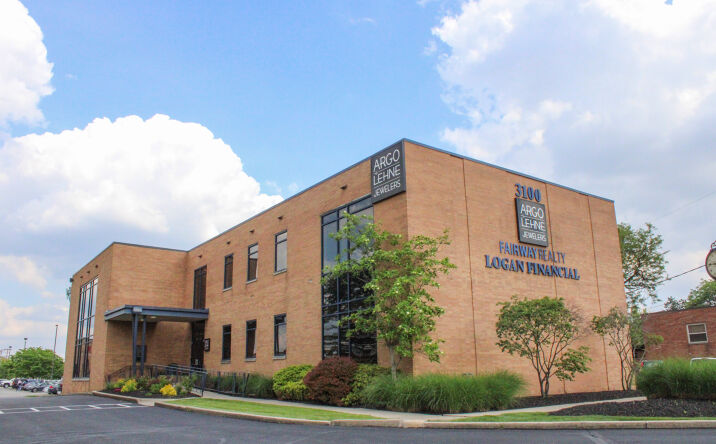 Pictures of Office property located at 3100 Tremont Rd, Columbus, OH 43221 for lease - image #1